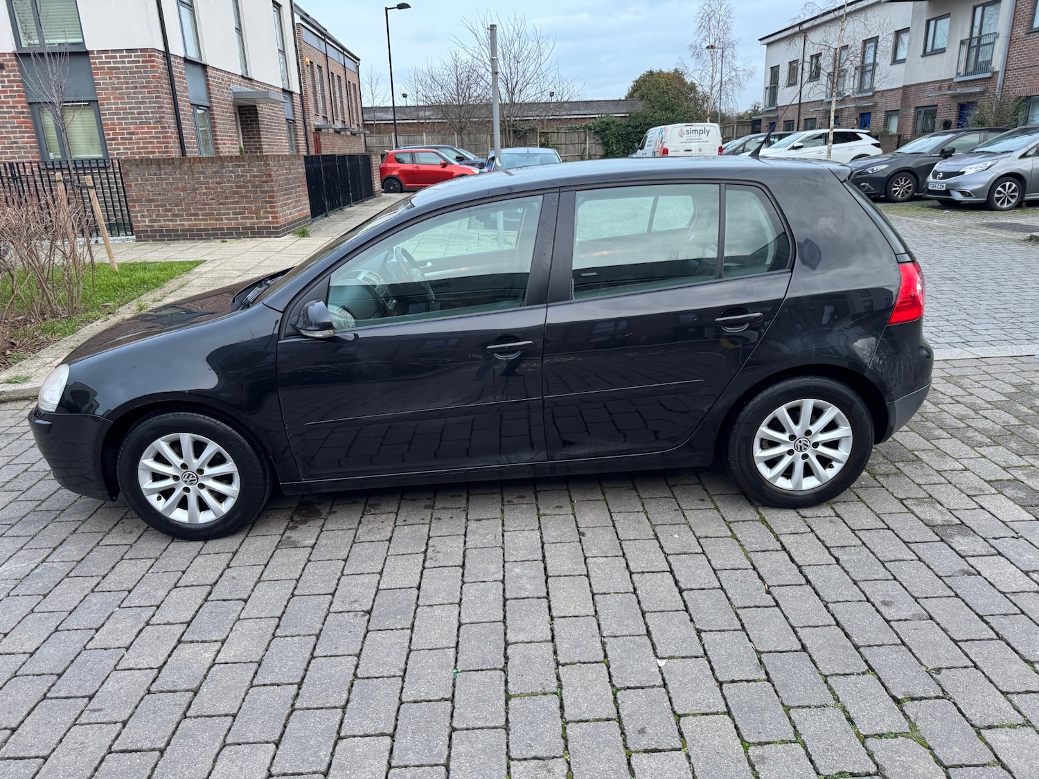 Used Volkswagen Golf 2009 for sale - 77807512: Photo 2