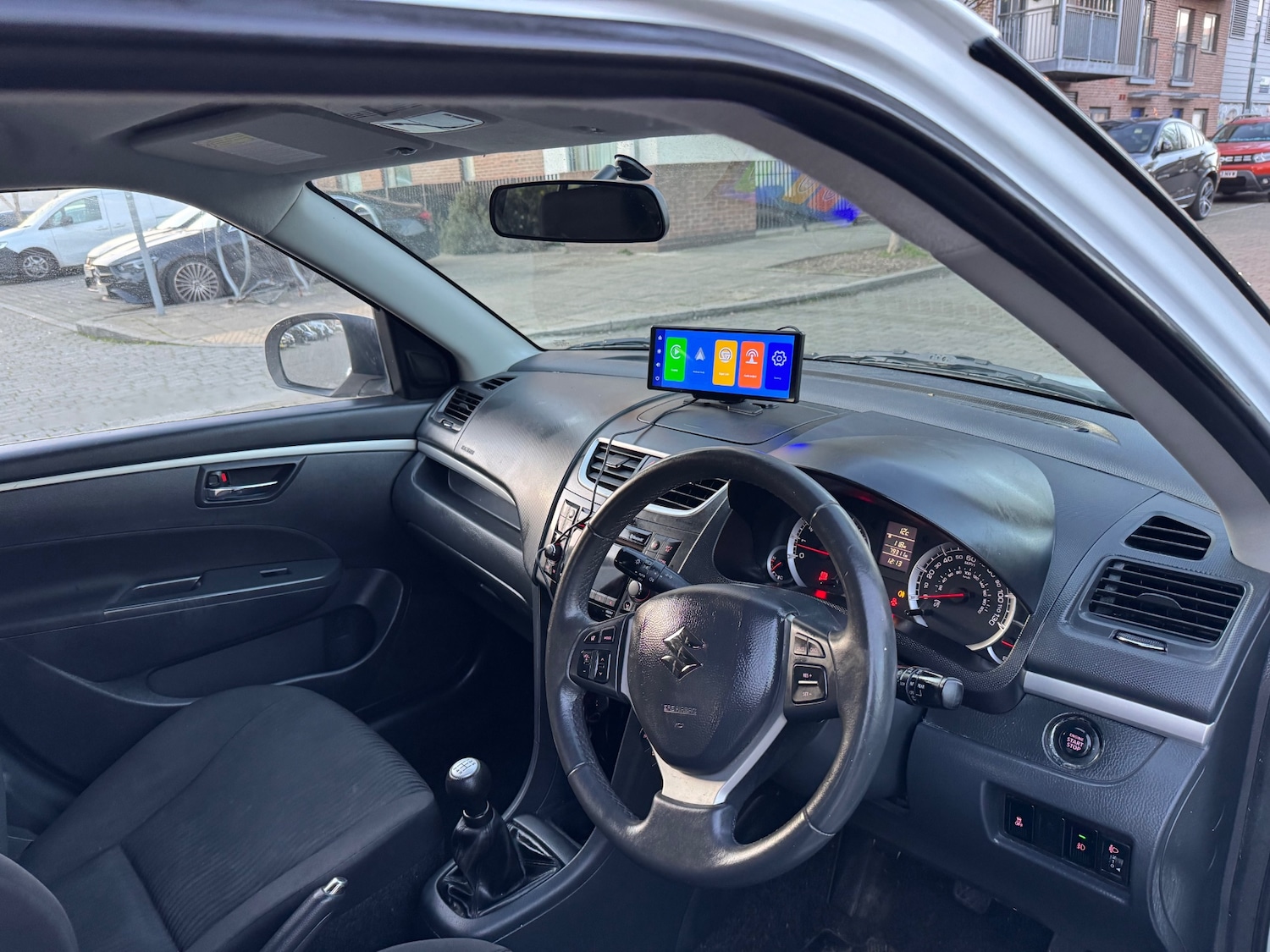 Used Suzuki Swift 2012 for sale - 77838056: Photo 14