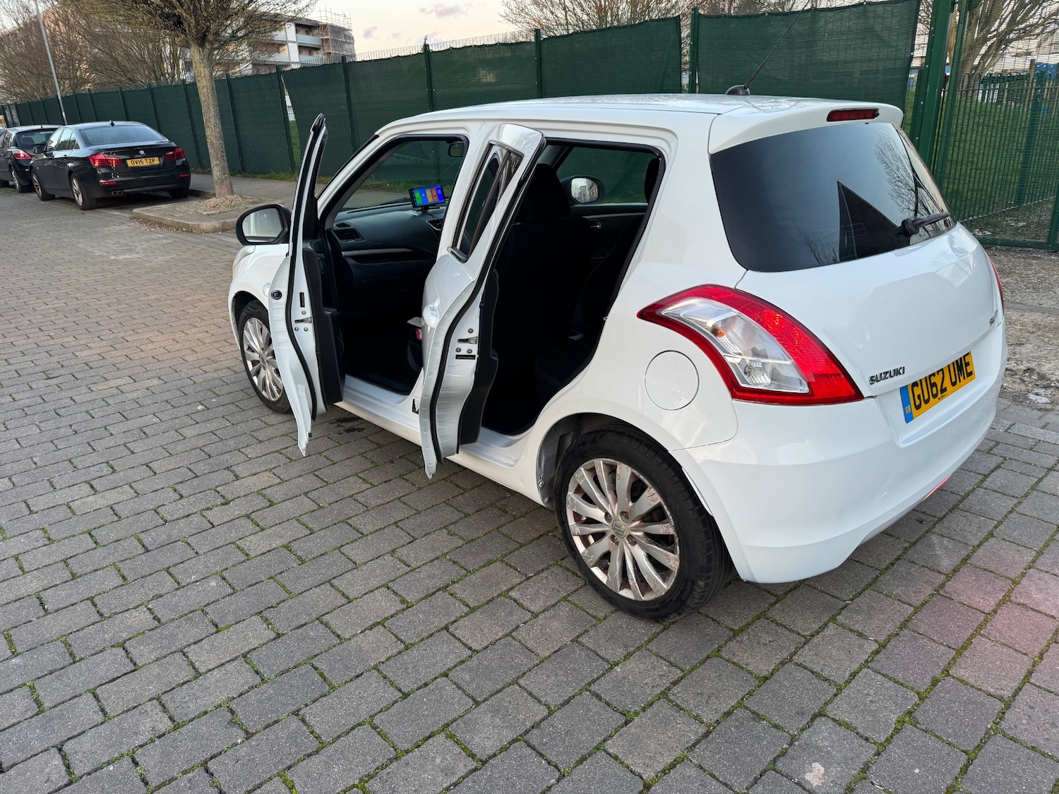 Used Suzuki Swift 2012 for sale - 77838056: Photo 9