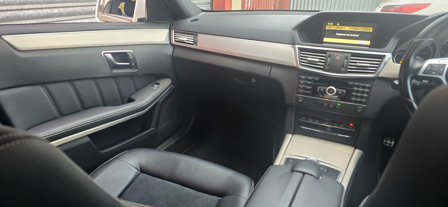 Used Mercedes-Benz E Class 2012 for sale - 76696292: Photo 11