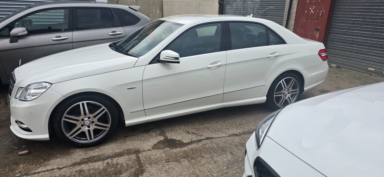 Used Mercedes-Benz E Class 2012 for sale - 76696292: Photo 15
