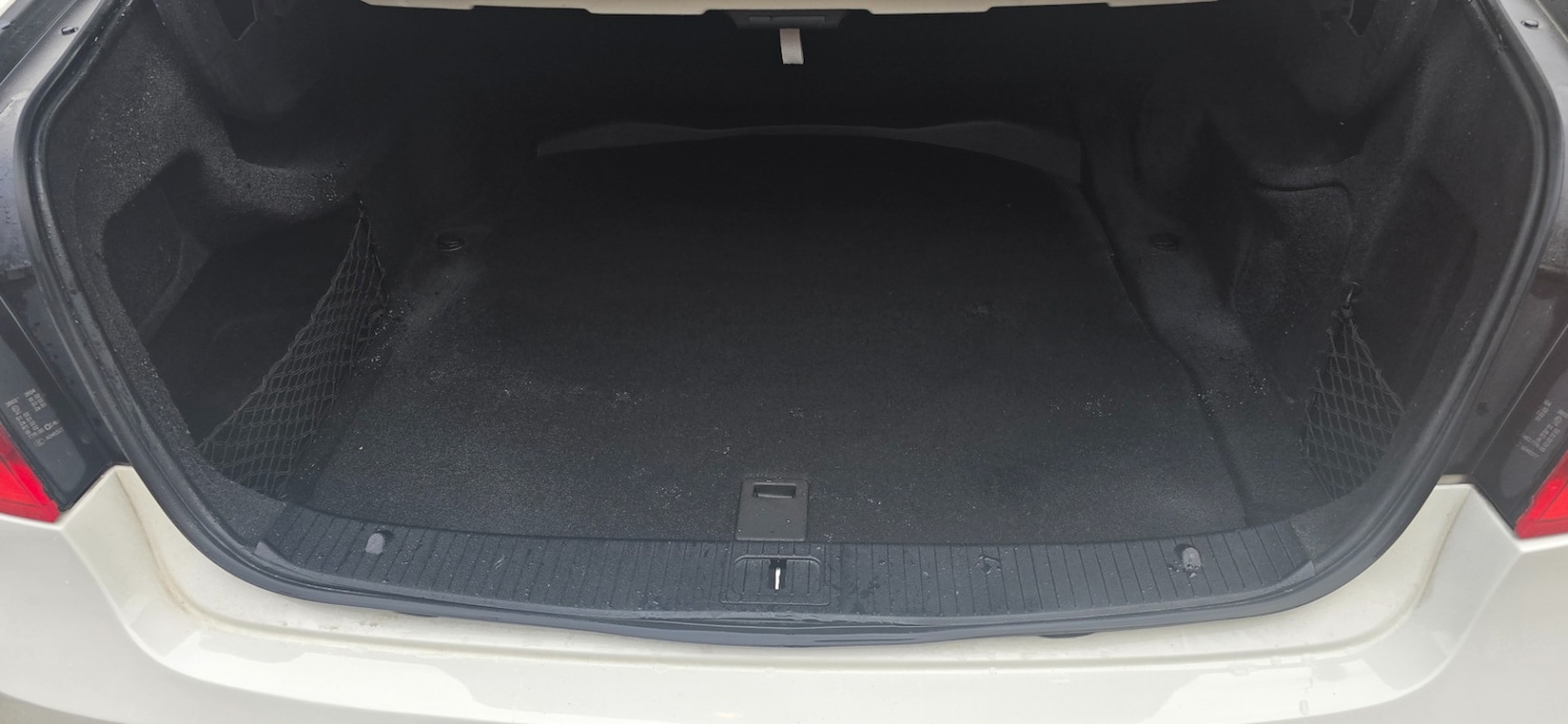 Used Mercedes-Benz E Class 2012 for sale - 76696292: Photo 27