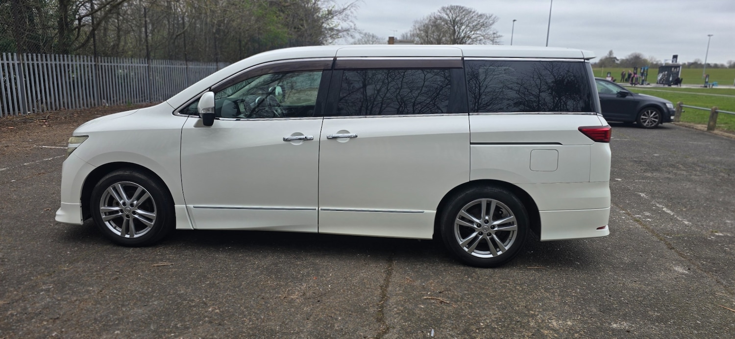 Used Nissan Elgrand 2022 for sale - 78085683: Photo 6