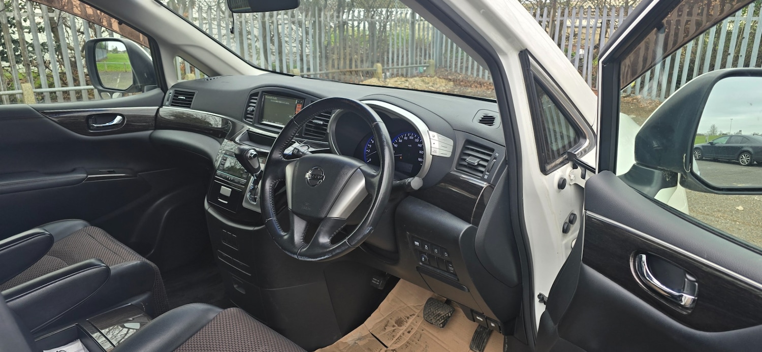 Used Nissan Elgrand 2022 for sale - 78085683: Photo 8