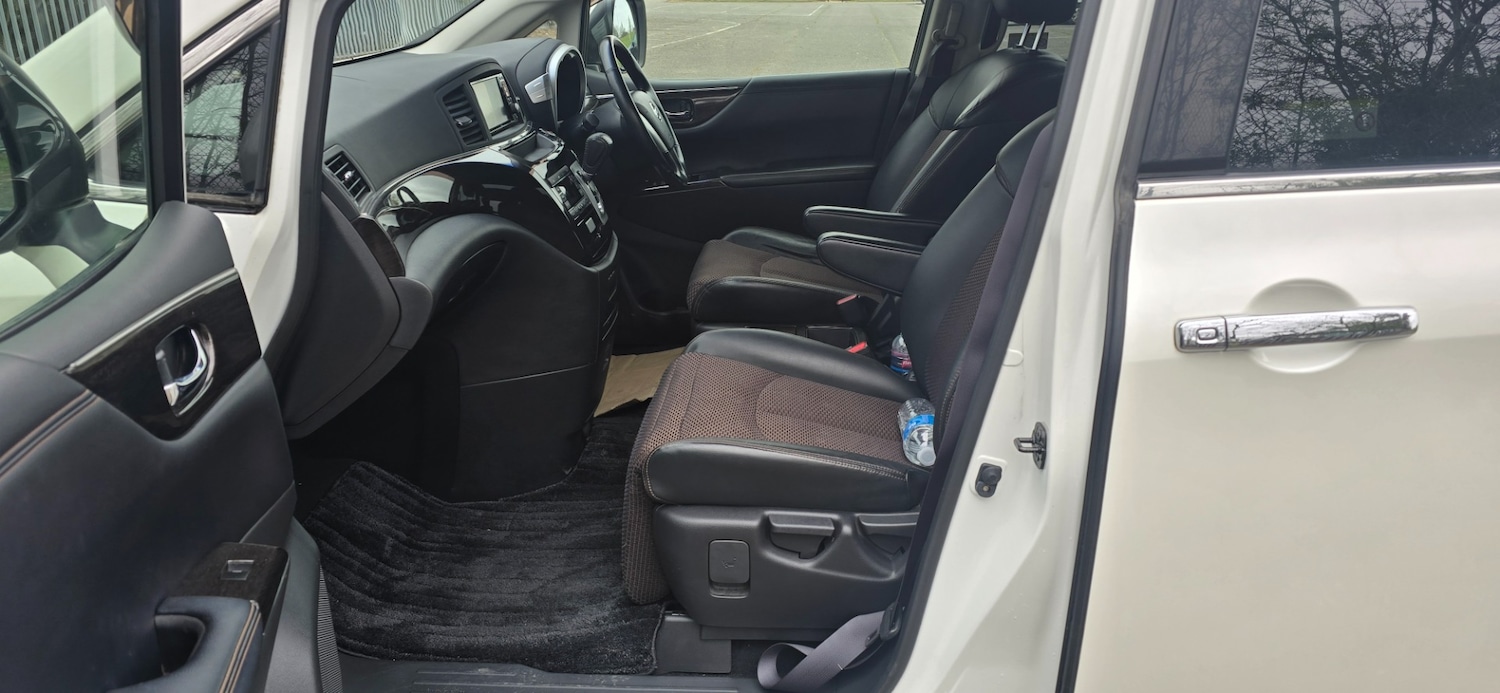 Used Nissan Elgrand 2022 for sale - 78085683: Photo 9