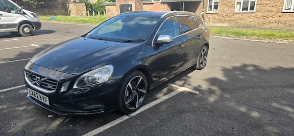 Used Volvo V60 2013 for sale - 74556081: Photo 7