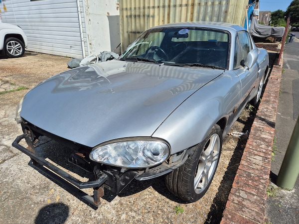 Used Mazda MX-5 2004 for sale - 75643940: Photo 2