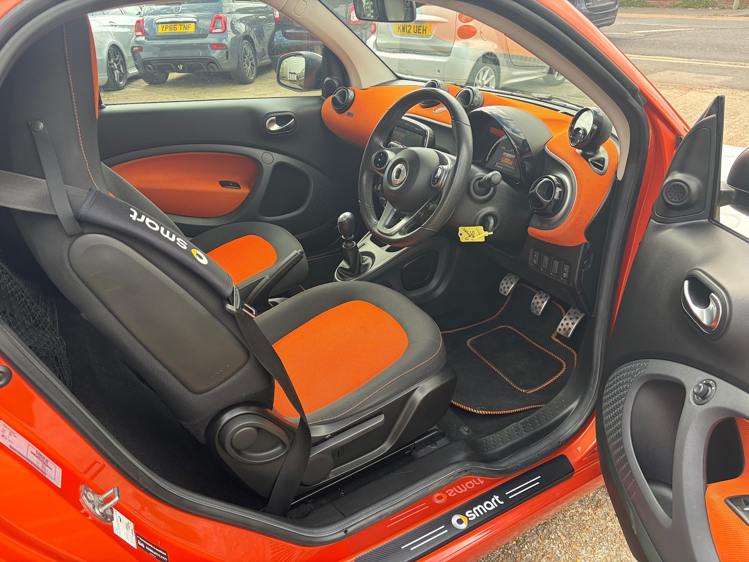 Used smart fortwo 2015 for sale - 78069765: Photo 11