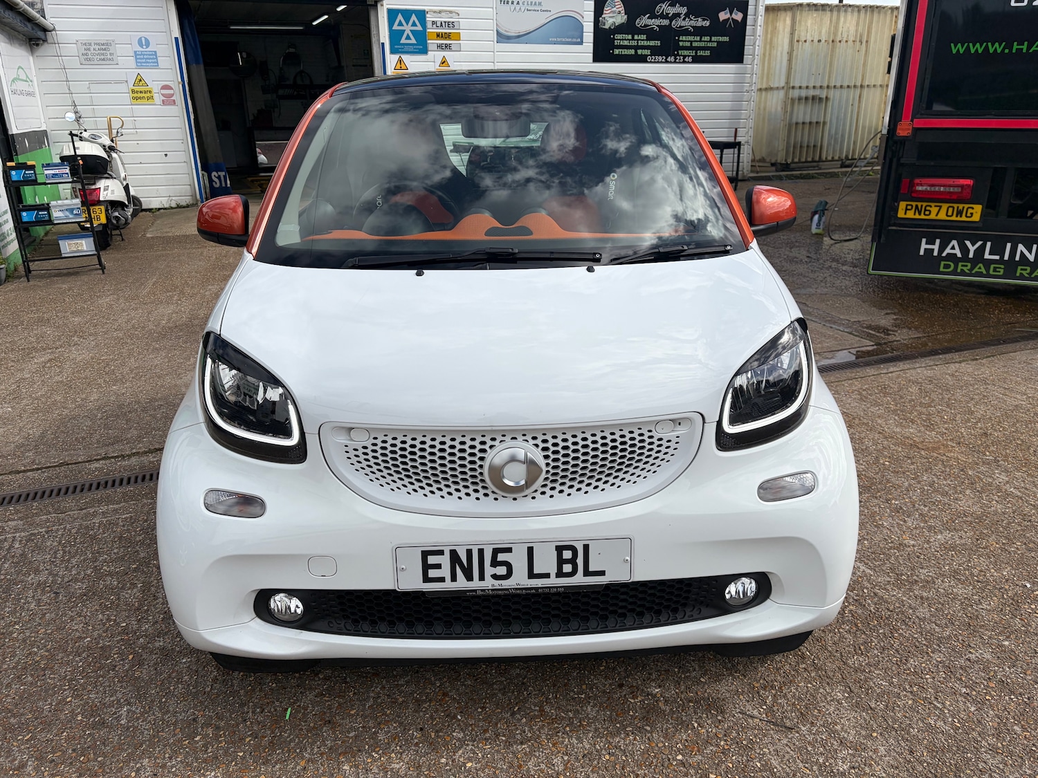 Used smart fortwo 2015 for sale - 78069765: Photo 2