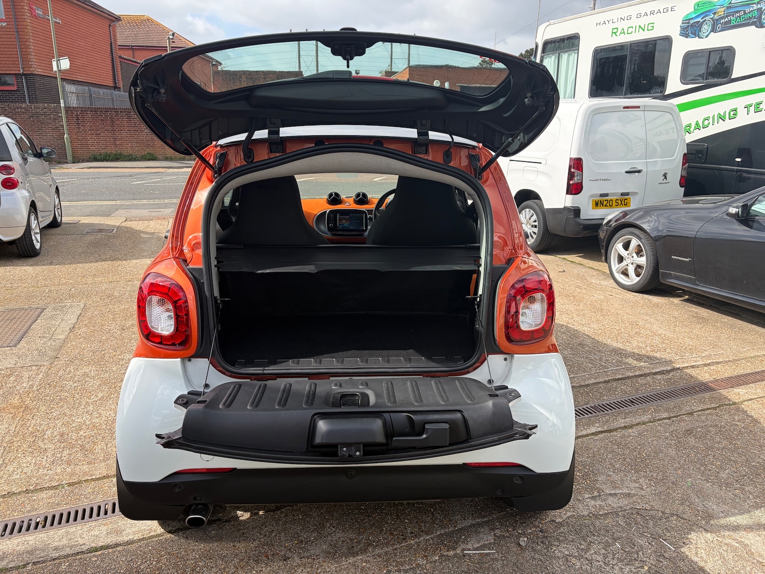 Used smart fortwo 2015 for sale - 78069765: Photo 8