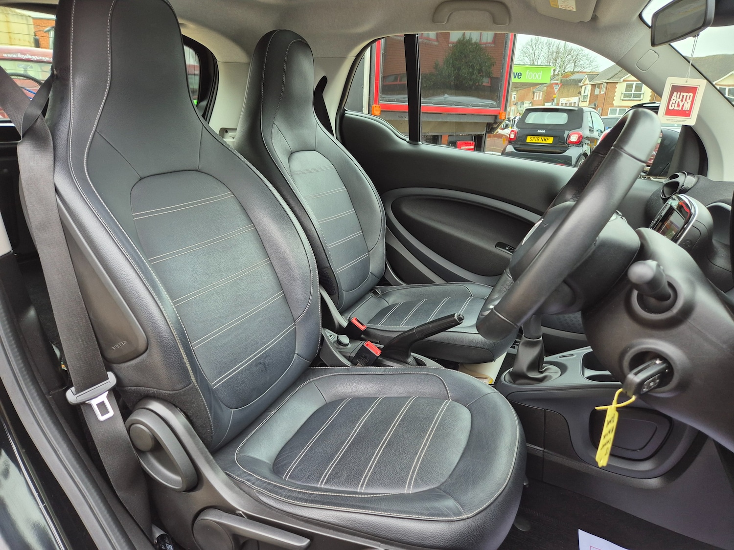 Used smart fortwo 2018 for sale - 77616983: Photo 12