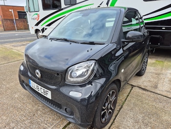 Used smart fortwo 2018 for sale - 77616983: Photo