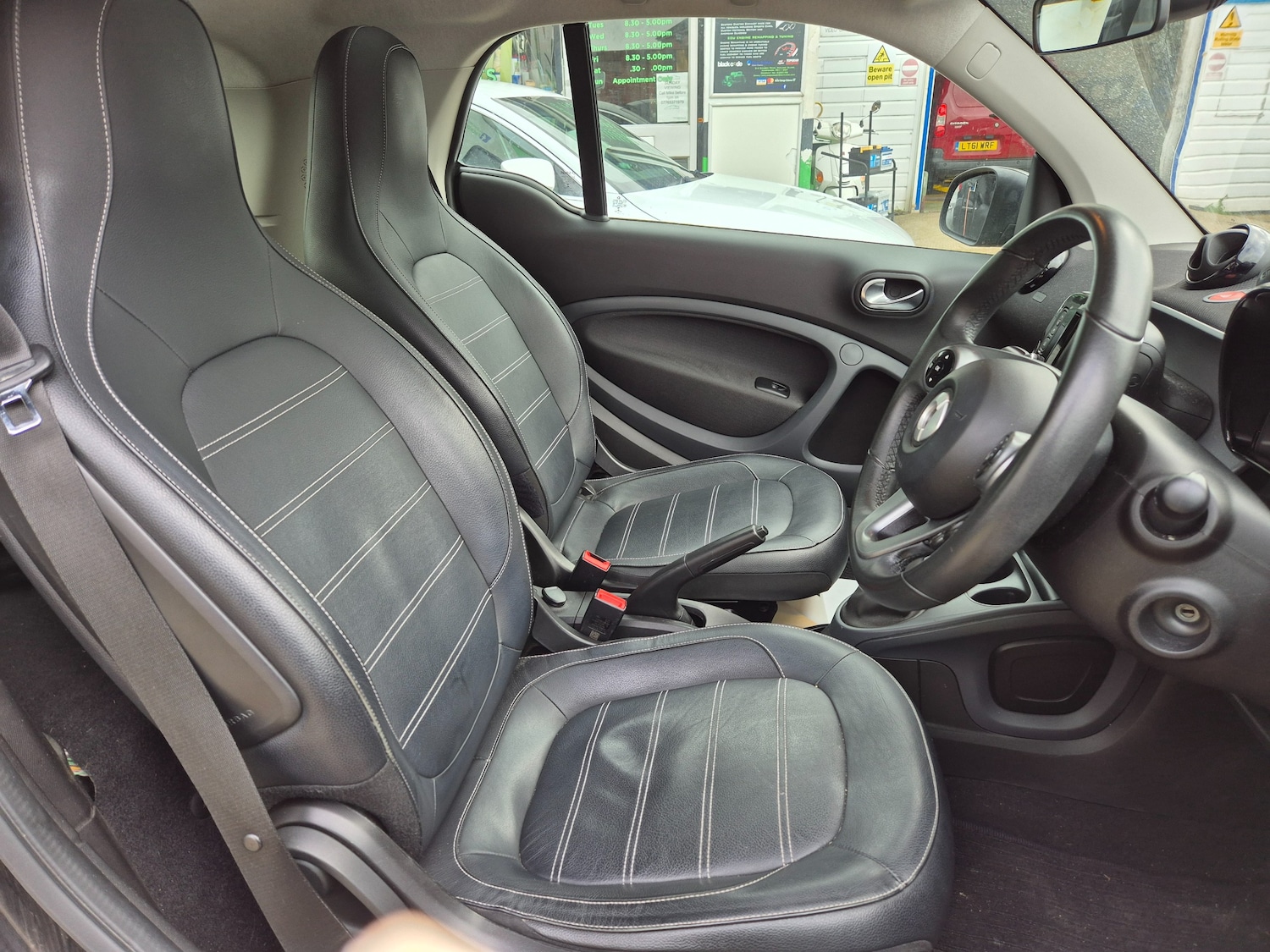 Used smart fortwo 2018 for sale - 77616983: Photo 6