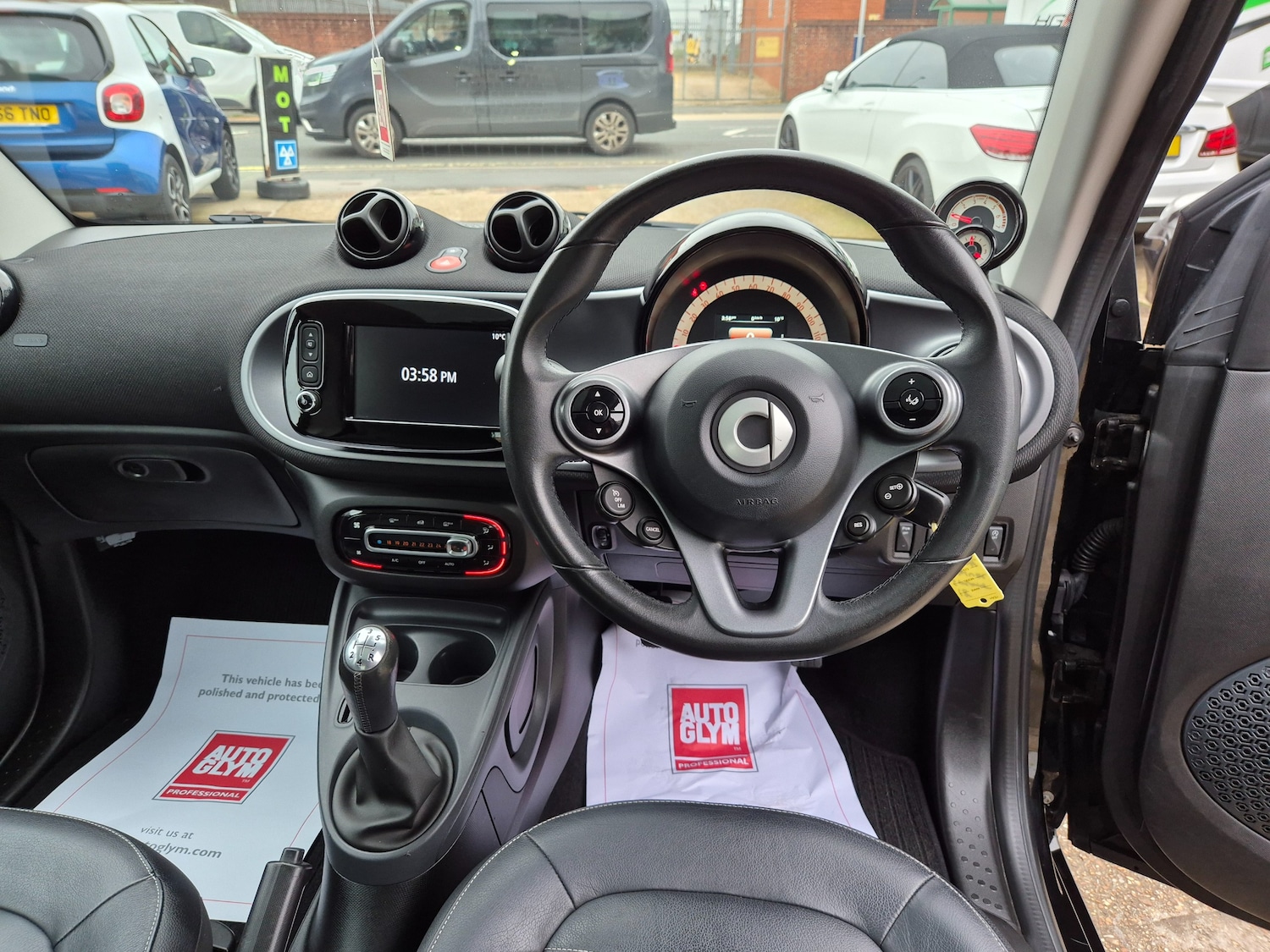 Used smart fortwo 2018 for sale - 77616983: Photo 9