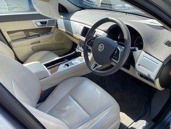 Used Jaguar XF 2013 for sale - 75835507: Photo