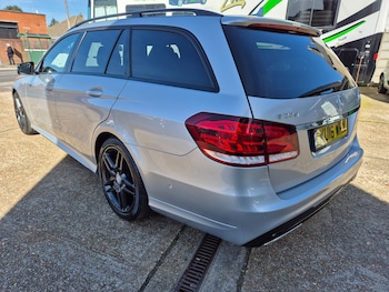 Used Mercedes-Benz E Class 2016 for sale - 77849144: Photo