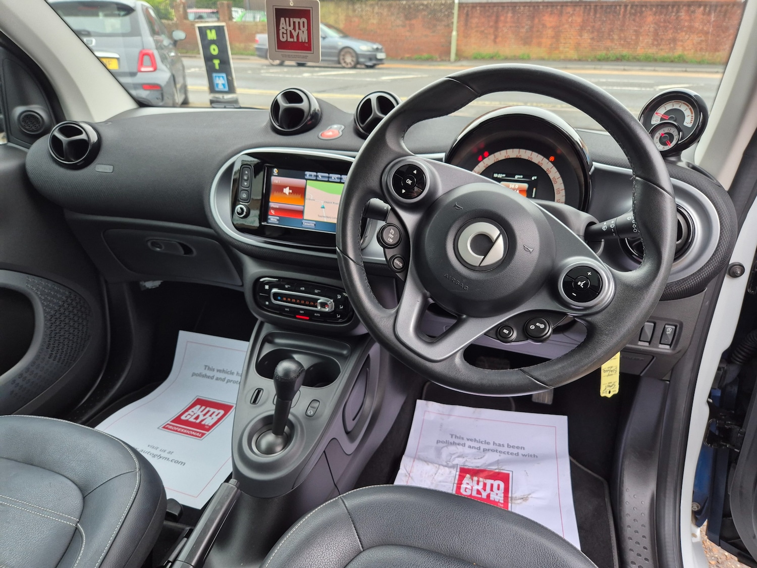 Used smart fortwo 2016 for sale - 77603817: Photo 10