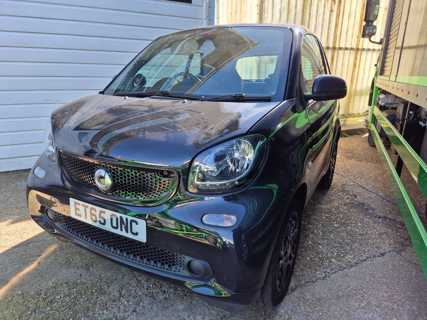 Used smart fortwo 2016 for sale - 77974065: Photo 1