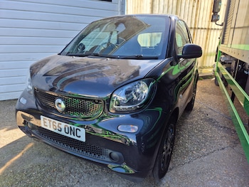 smart fortwo feature image