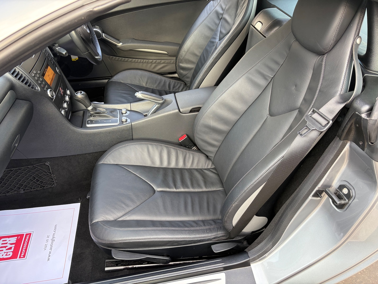 Used Mercedes-Benz SLK 2010 for sale - 77533697: Photo 16