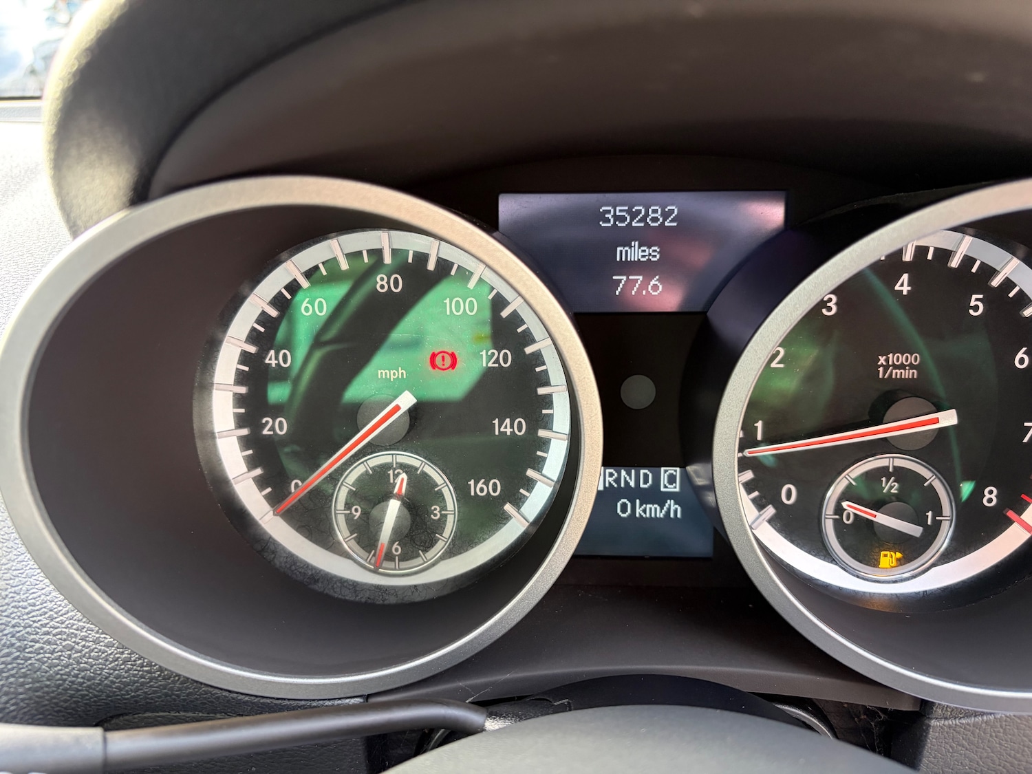 Used Mercedes-Benz SLK 2010 for sale - 77533697: Photo 18