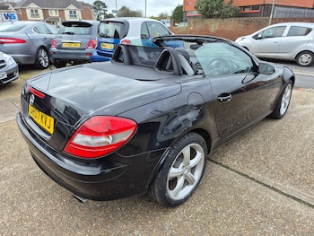 Used Mercedes-Benz SLK 2007 for sale - 77616986: Photo