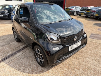 Used smart fortwo 2017 for sale - 79104849: Photo