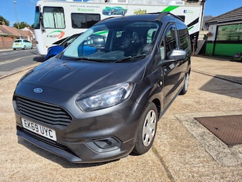 Used Ford Tourneo Courier 2019 for sale - 79739330: Photo
