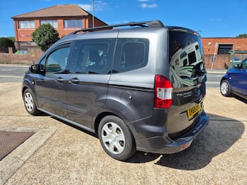 Used Ford Tourneo Courier 2019 for sale - 79739330: Photo
