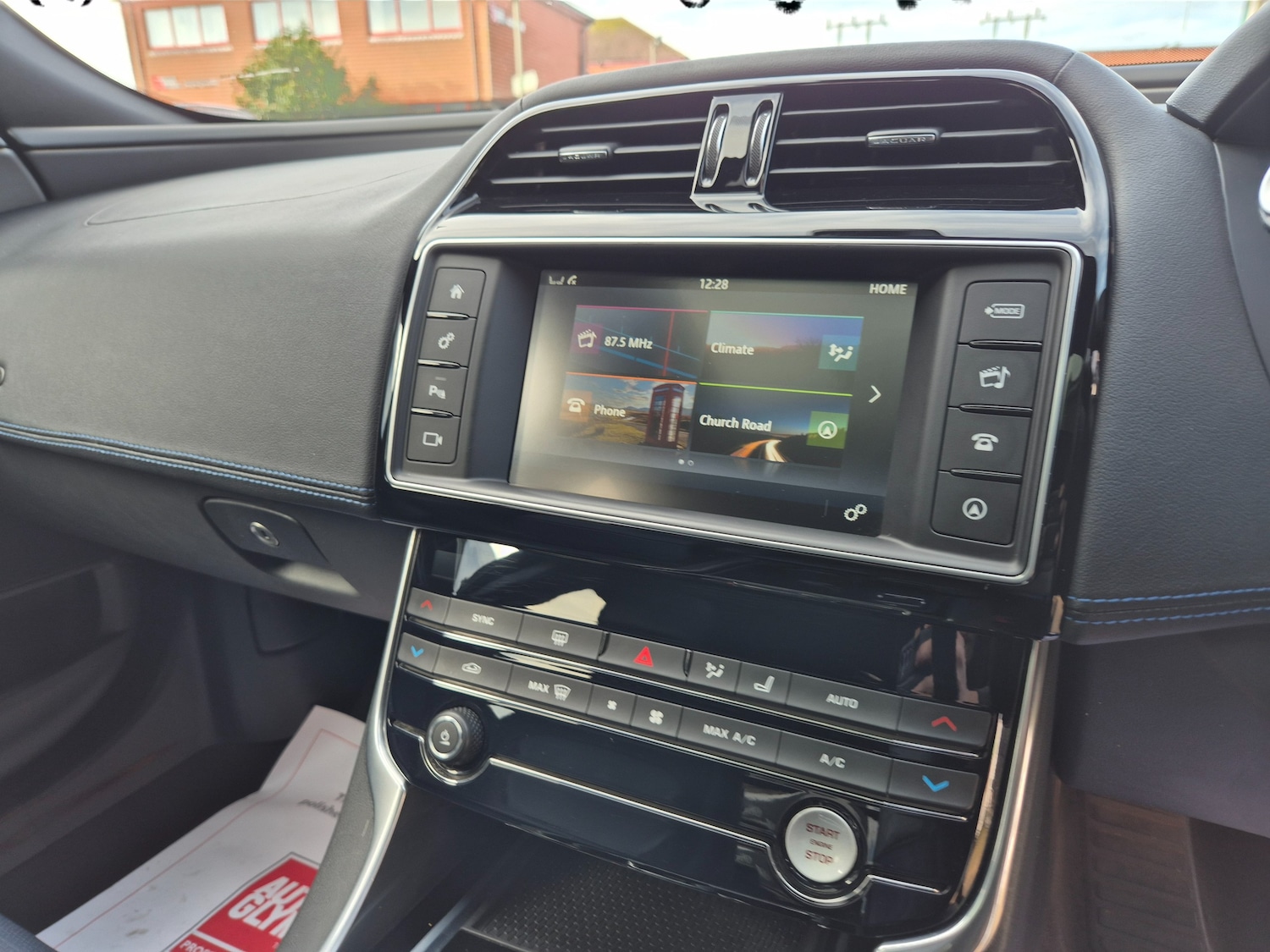 Used Jaguar XE 2016 for sale - 76429530: Photo 13