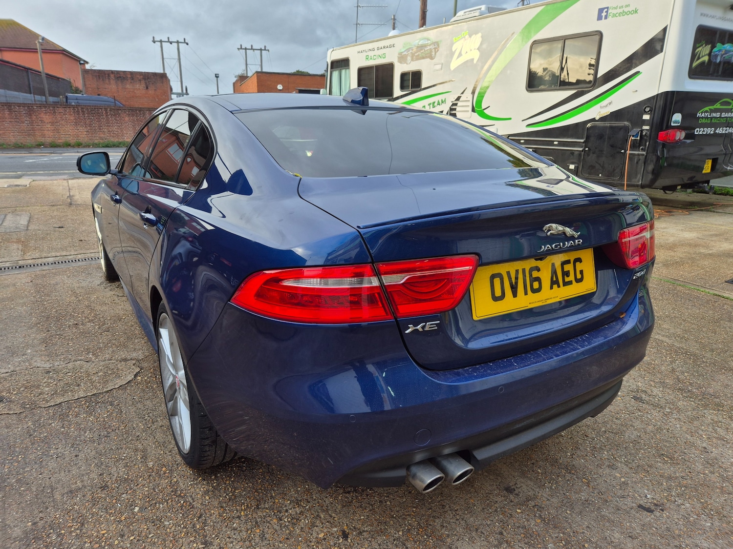 Used Jaguar XE 2016 for sale - 76429530: Photo 3