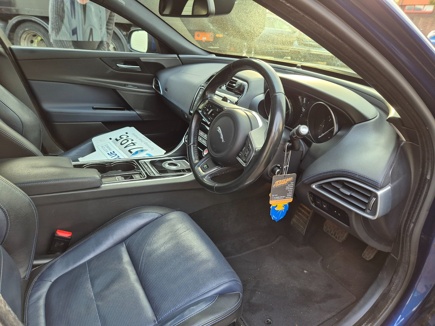 Used Jaguar XE 2016 for sale - 76429530: Photo 5