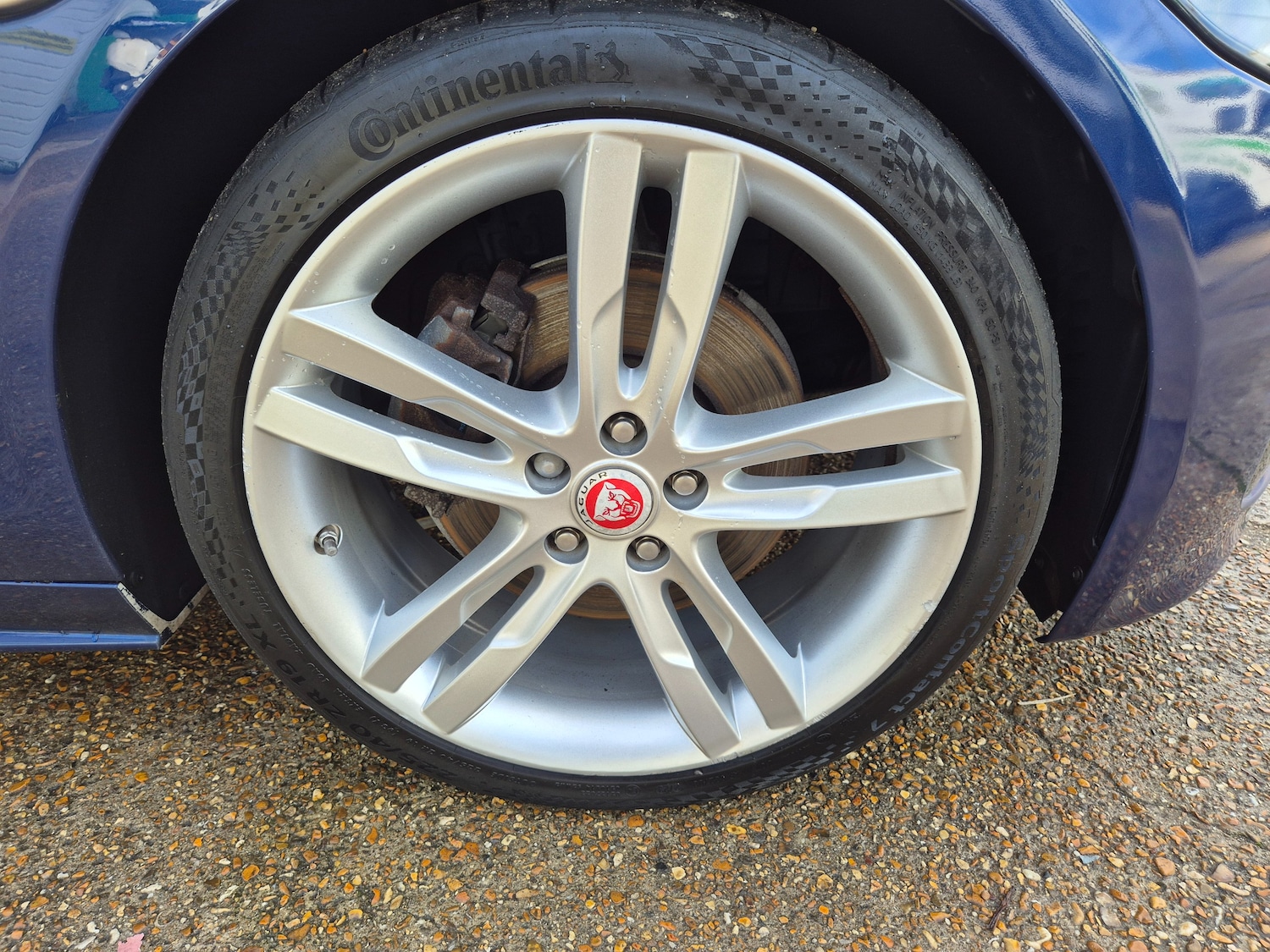 Used Jaguar XE 2016 for sale - 76429530: Photo 7