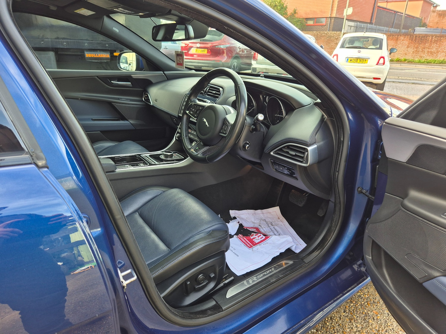 Used Jaguar XE 2016 for sale - 76429530: Photo 8