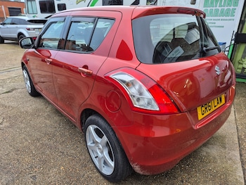 Used Suzuki Swift 2012 for sale - 77037514: Photo