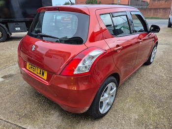 Used Suzuki Swift 2012 for sale - 77037514: Photo