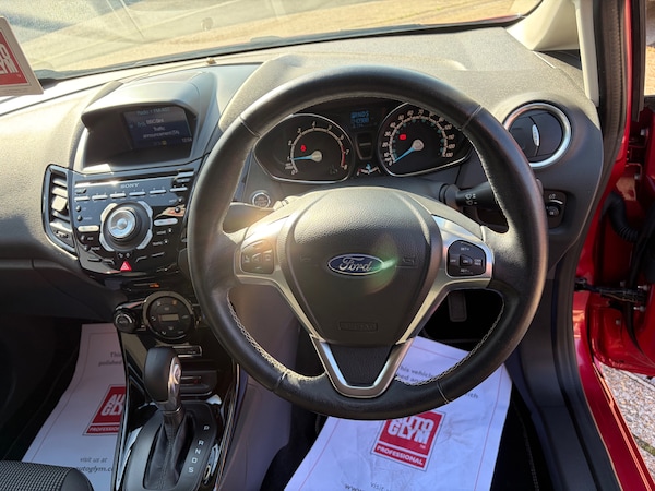 Used Ford Fiesta 2015 for sale - 76206632: Photo 17