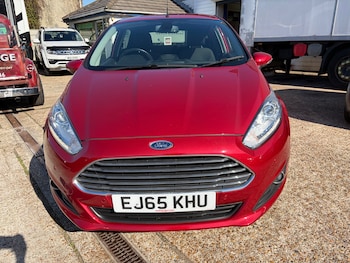 Used Ford Fiesta 2015 for sale - 76206632: Photo