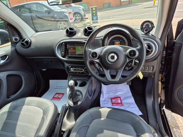 Used smart fortwo 2015 for sale - 75239678: Photo 9