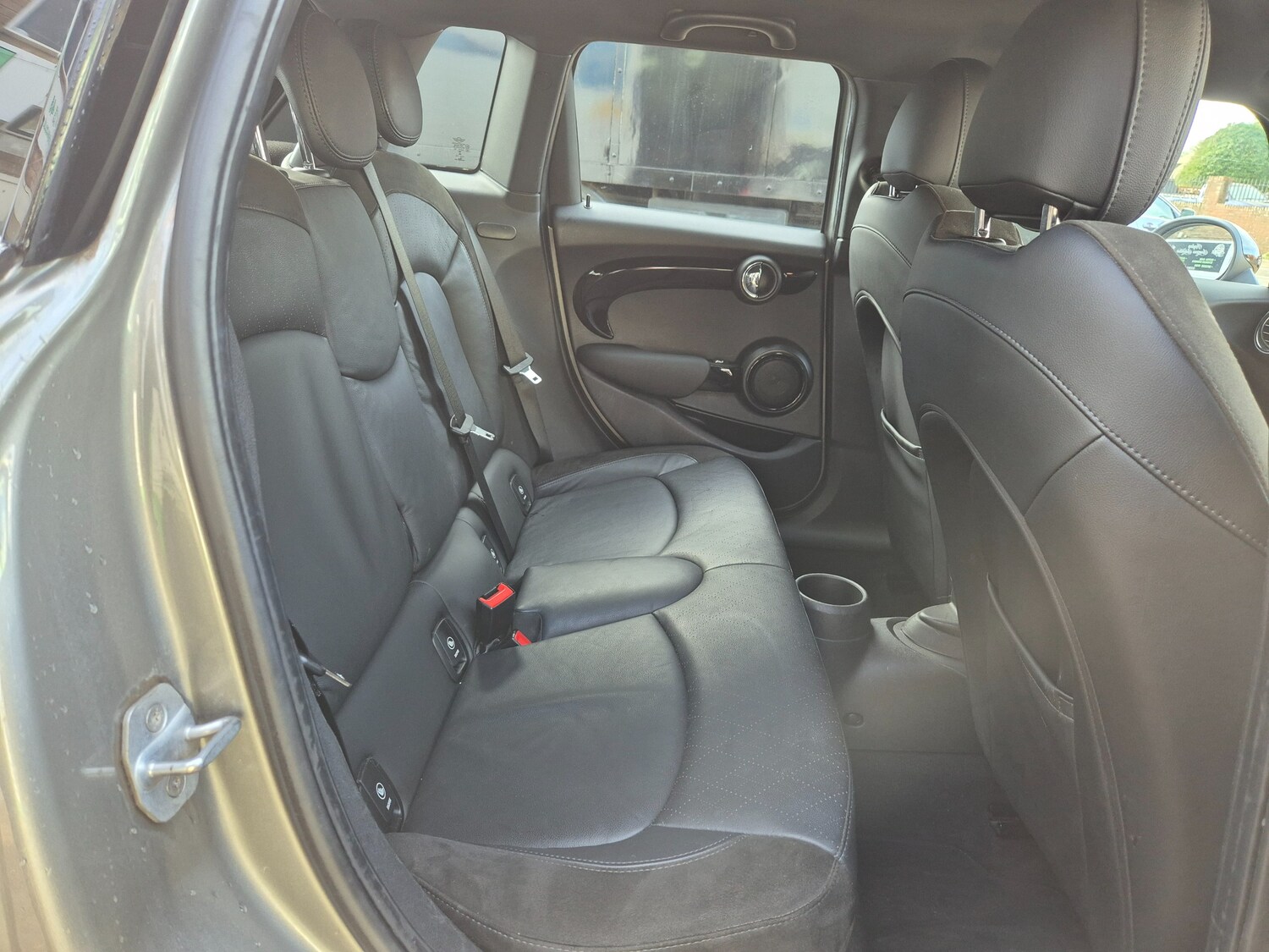 Used MINI Hatch 2018 for sale - 76480772: Photo 17