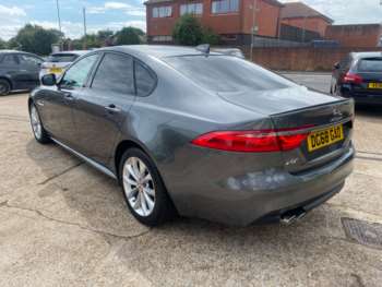 Used Jaguar XF 2018 for sale - 75239690: Photo