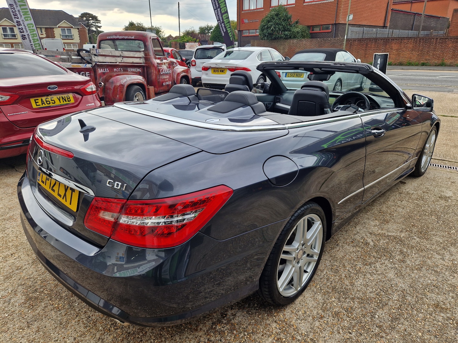 Used Mercedes-Benz E Class 2012 for sale - 76569311: Photo 2