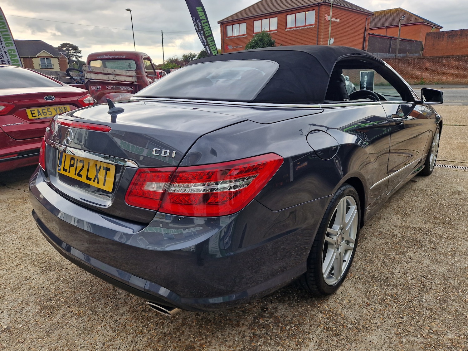 Used Mercedes-Benz E Class 2012 for sale - 76569311: Photo 8