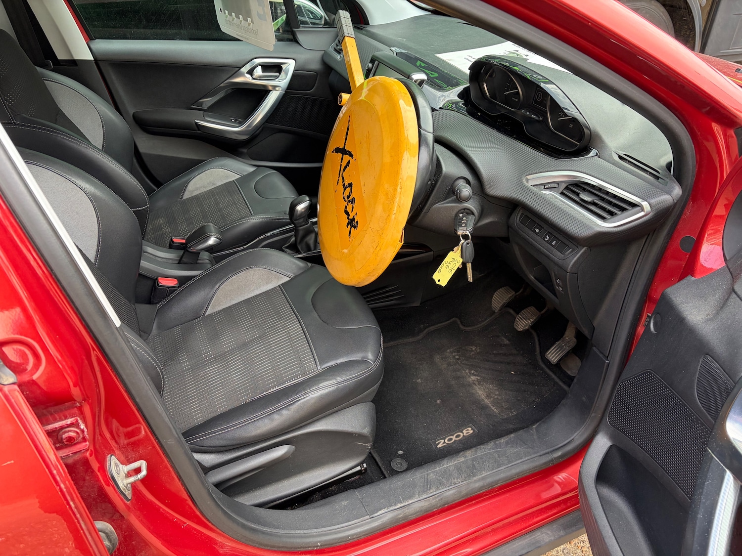 Used Peugeot 2008 2016 for sale - 77904333: Photo 3