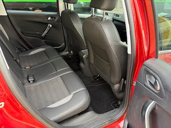 Used Peugeot 2008 2016 for sale - 77904333: Photo