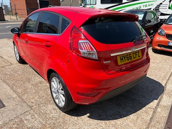 Used Ford Fiesta 2016 for sale - 79023740: Photo