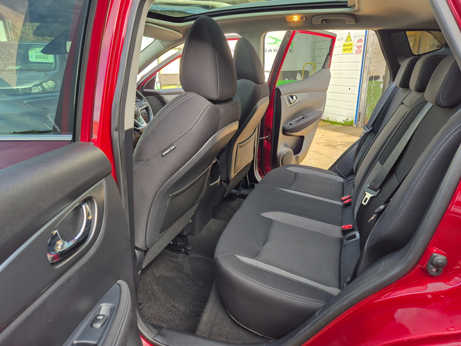 Used Nissan Qashqai 2017 for sale - 76480757: Photo 18