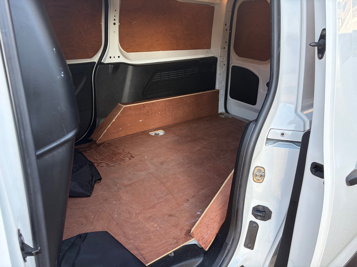 Used Peugeot Partner 2020 for sale - 77654097: Photo 13