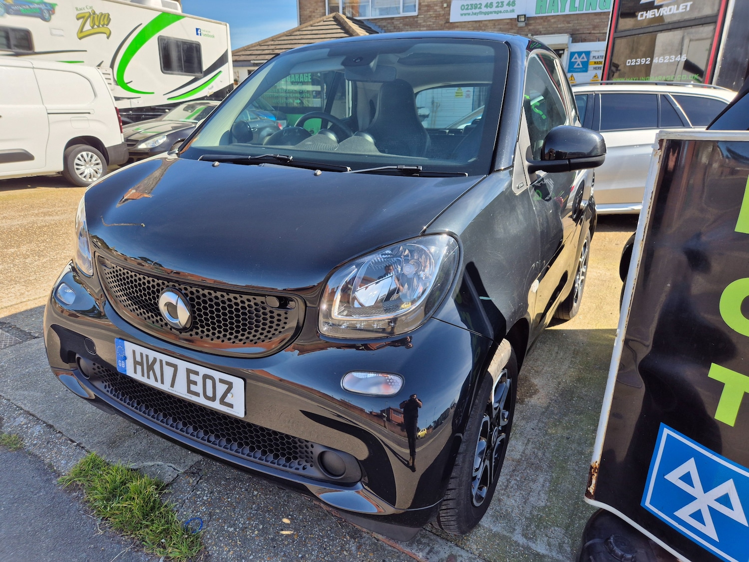 Used smart fortwo 2017 for sale - 77974066: Photo 2