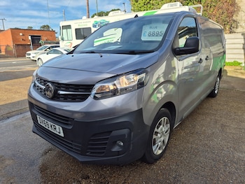 Vauxhall - Vivaro